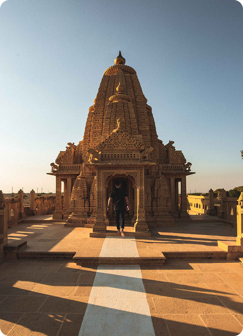 book-temple-trail-in-jaisalmer-tour-by-trotters-tours